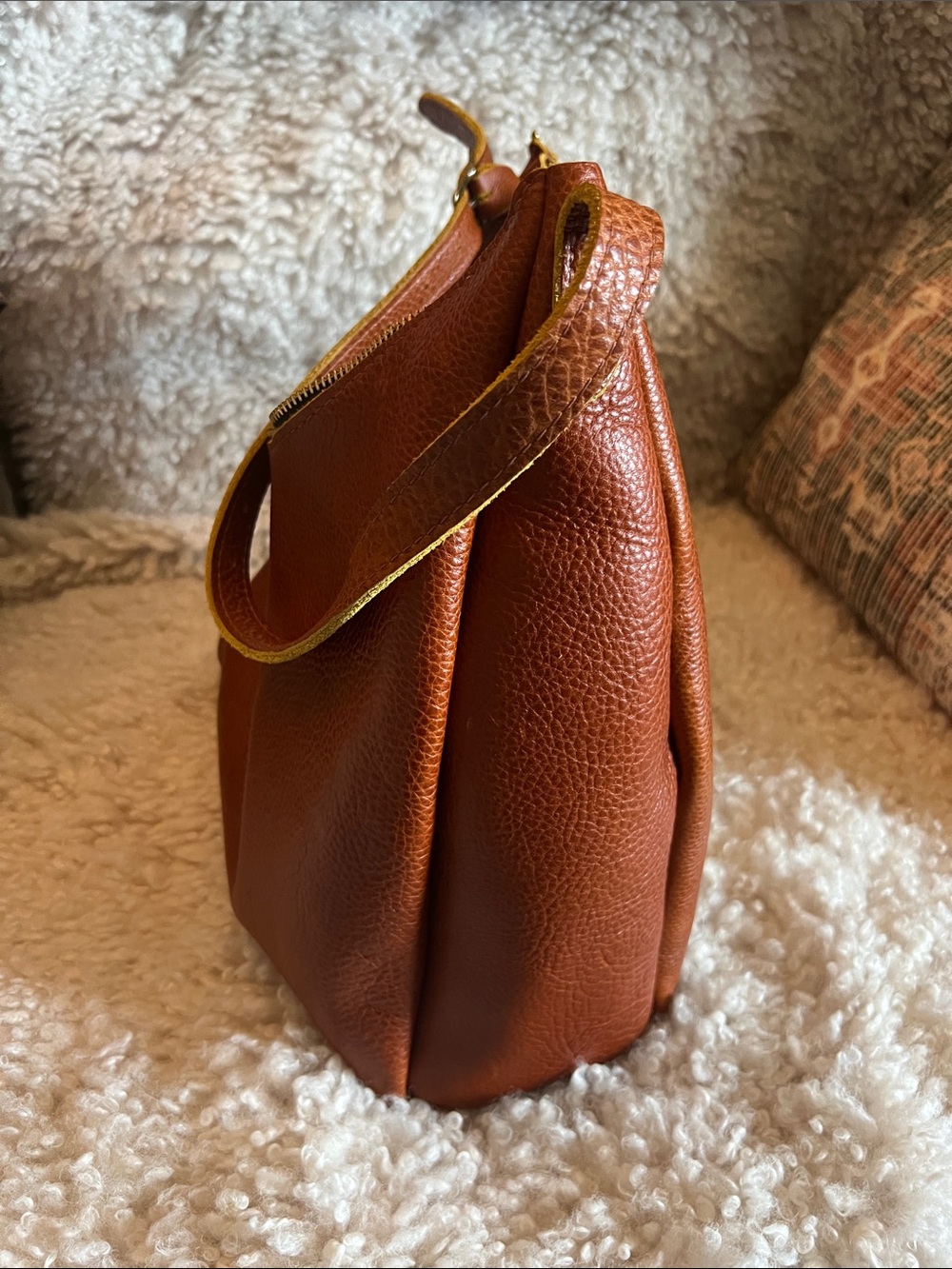 Portland Leather Aspen Shoulder Bag - Large - Picture 8 of 8